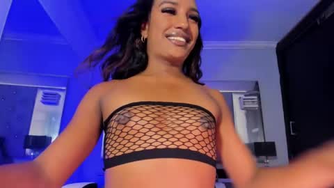 Snapshot of orianadollx chatting on 03.05.25 Oriana online show from 03.05.25