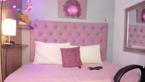 Snapshot of orion__smith chatting on 09.15.25 Orion online show from 09.15.25