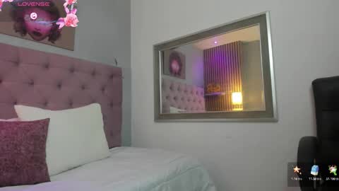 Snapshot of orion__smith chatting on 09.20.25 Orion online show from 09.20.25