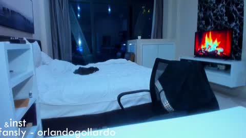 Fansly and Instagram -  online show from 01.26.25