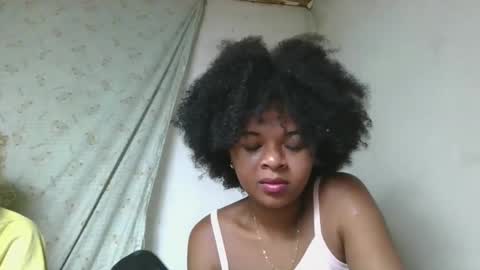 ornellahhh online show from 12.22.25