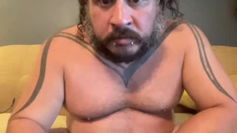 Snapshot of oscar_valentine chatting on 03.28.26 oscar_valentine online show from 03.28.26