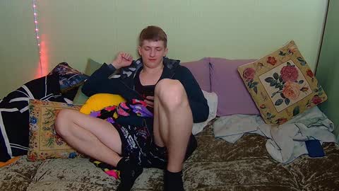 Snapshot of oscar_wildy chatting on 01.05.25 Oscar online show from 01.05.25