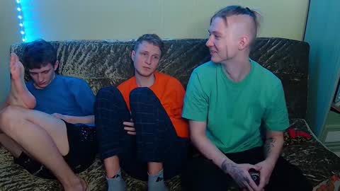 Snapshot of oscar_wildy chatting on 01.20.25 Oscar online show from 01.20.25