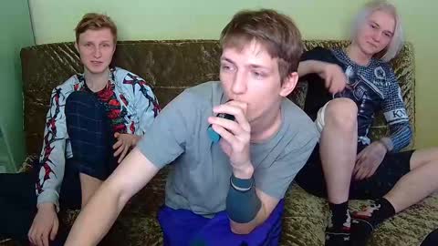 Snapshot of oscar_wildy chatting on 02.15.25 Oscar online show from 02.15.25