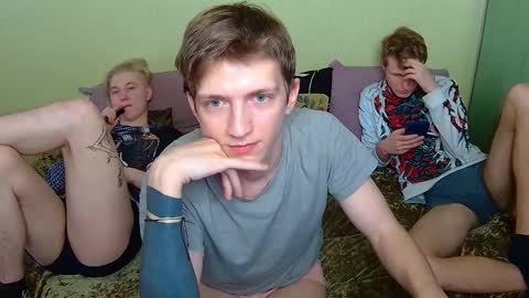 Snapshot of oscar_wildy chatting on 02.15.25 Oscar online show from 02.15.25