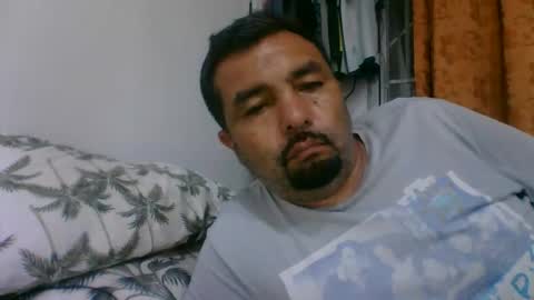 Snapshot of oscarjhe3512 chatting on 02.15.26 oscarjhe3512 online show from 02.15.26