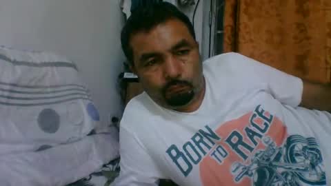 Snapshot of oscarjhe3512 chatting on 02.18.26 oscarjhe3512 online show from 02.18.26