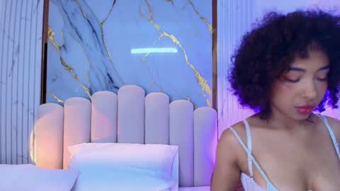 Oshun  online show from 02.04.25