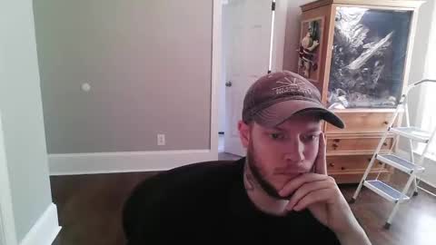 Snapshot of osiris_xxx chatting on 03.17.26 college beef online show from 03.17.26