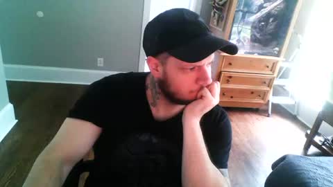 Snapshot of osiris_xxx chatting on 06.19.26 college beef online show from 06.19.26