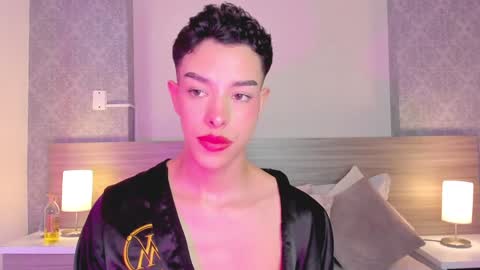 Snapshot of osirismansour chatting on 12.10.24 Osirismansour online show from 12.10.24