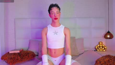 Snapshot of osirismansour chatting on 02.25.25 Osirismansour online show from 02.25.25