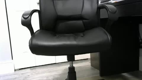 Ossi online show from 10.28.25