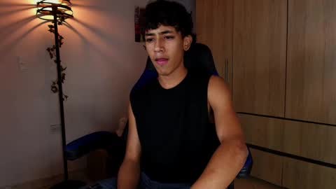 Snapshot of ostin_18hot chatting on 03.07.25 ostin 18hot online show from 03.07.25