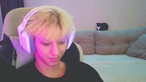 Ostin online show from 12.24.24