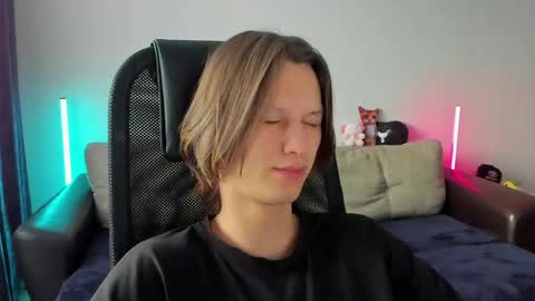 Ostin online show from 03.23.26