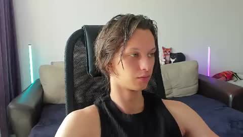 Snapshot of ostin_meoww chatting on 06.10.26 Ostin online show from 06.10.26