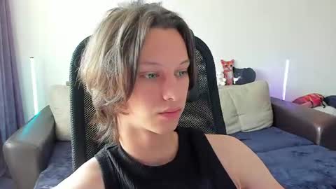 Snapshot of ostin_meoww chatting on 06.13.26 Ostin online show from 06.13.26