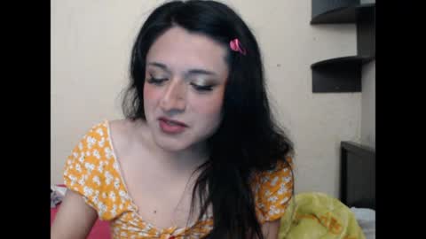 Snapshot of otakutransgurl chatting on 05.05.26 RACHEL CHOW online show from 05.05.26