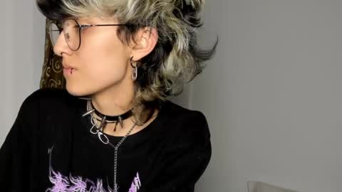 Otto 3 online show from 12.21.24