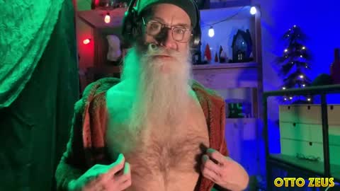 Snapshot of ottozeus chatting on 12.02.24 Otto Zeus online show from 12.02.24