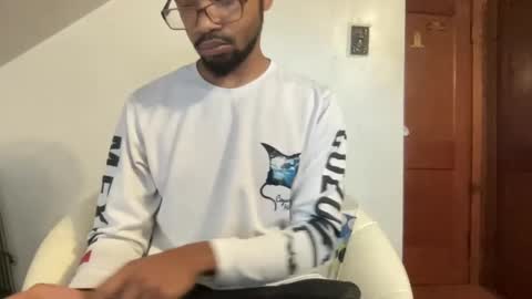 Snapshot of outofhisleague_ chatting on 09.16.25 outofhisleague_ online show from 09.16.25