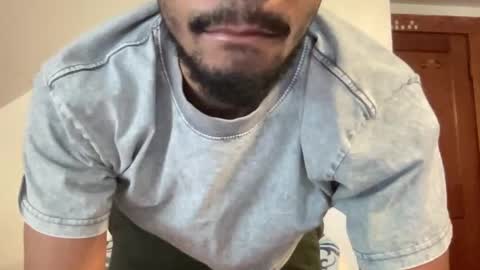 Snapshot of outofhisleague_ chatting on 10.24.25 outofhisleague_ online show from 10.24.25