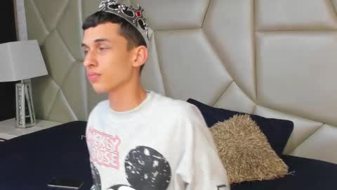 Snapshot of owen_stone1 chatting on 03.12.25 owen_stone1 online show from 03.12.25