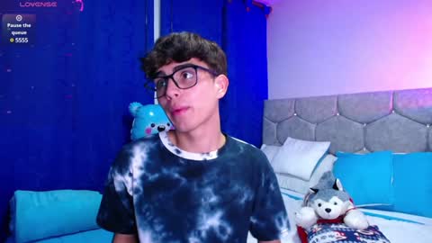 Owen  Independent model  online show from 12.13.24