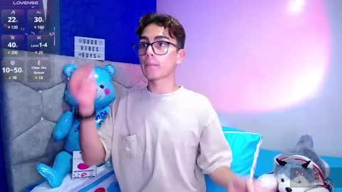 Owen  Independent model  online show from 03.01.25