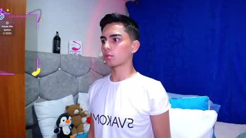 Owen  Independent model  online show from 09.14.25