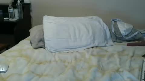 Snapshot of owenflag chatting on 12.04.25 Owen online show from 12.04.25