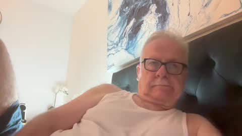 ozhairybearxxxx online show from 12.17.24