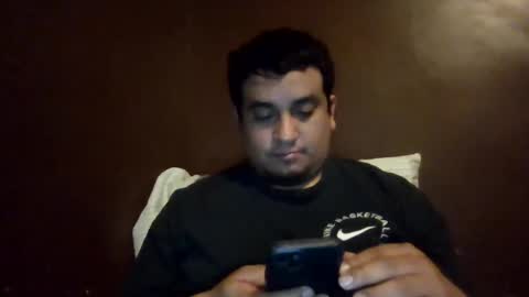 Snapshot of ozlo chatting on 11.13.25 ozlo online show from 11.13.25