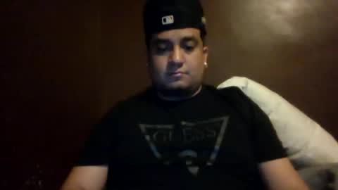 Snapshot of ozlo chatting on 11.18.25 ozlo online show from 11.18.25