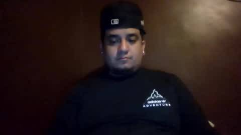 Snapshot of ozlo chatting on 11.27.25 ozlo online show from 11.27.25