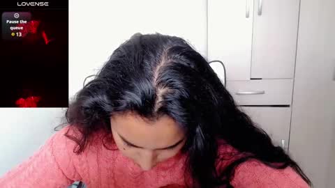 Snapshot of p_o_l_e_t_t chatting on 02.07.25 Jane online show from 02.07.25