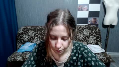 Ella online show from 04.14.26