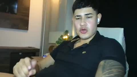 Snapshot of pablo_boston chatting on 12.04.24 Javi online show from 12.04.24