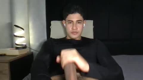 Snapshot of pablo_boston chatting on 09.09.25 Javi online show from 09.09.25