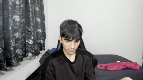 Snapshot of pakun_ chatting on 01.12.25 pakun_ online show from 01.12.25