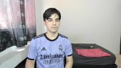 Snapshot of pakun_ chatting on 10.04.25 pakun_ online show from 10.04.25