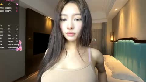 Paw Paw online show from 04.17.26