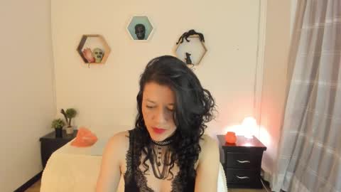 Snapshot of paloma_victory chatting on 10.16.25 Paloma online show from 10.16.25