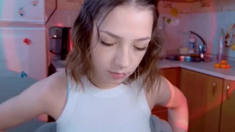 Snapshot of pambeeslyy chatting on 02.01.26 Pam online show from 02.01.26