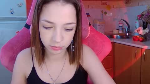 Snapshot of pambeeslyy chatting on 02.28.26 Pam online show from 02.28.26