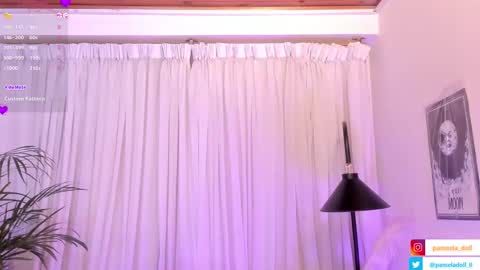 Snapshot of pamela_doll3 chatting on 02.09.25 pamela online show from 02.09.25