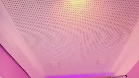 Snapshot of pamelaascott chatting on 02.05.25 P A M online show from 02.05.25