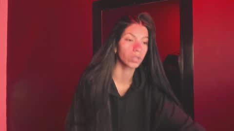 Snapshot of pamelaascott chatting on 10.15.25 P A M online show from 10.15.25